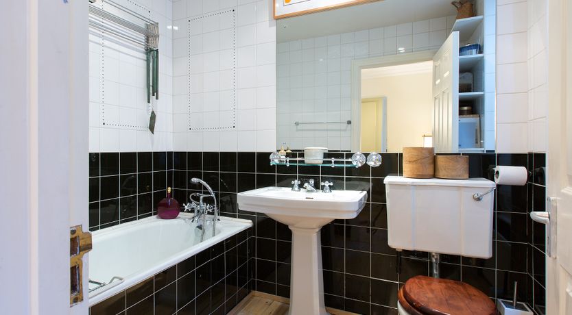 Photo of White Landing