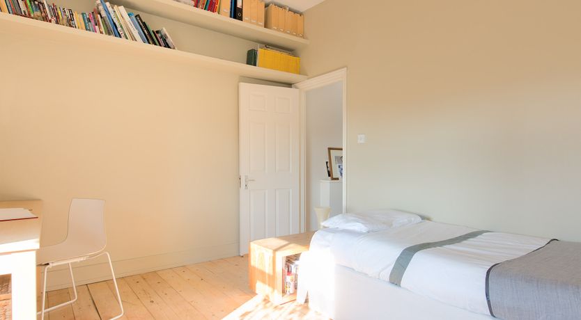 Photo of White Landing