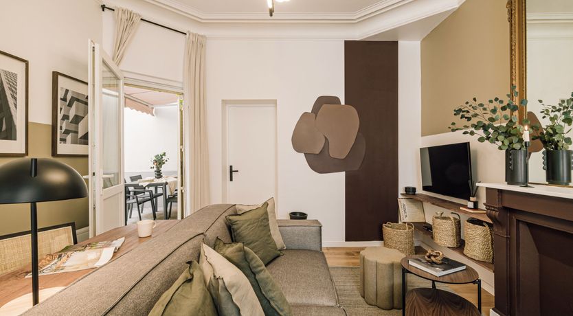 Photo of Parisienne Sojourn