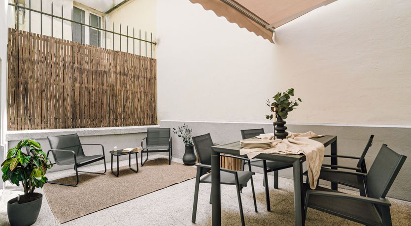 Photo of Parisienne Sojourn