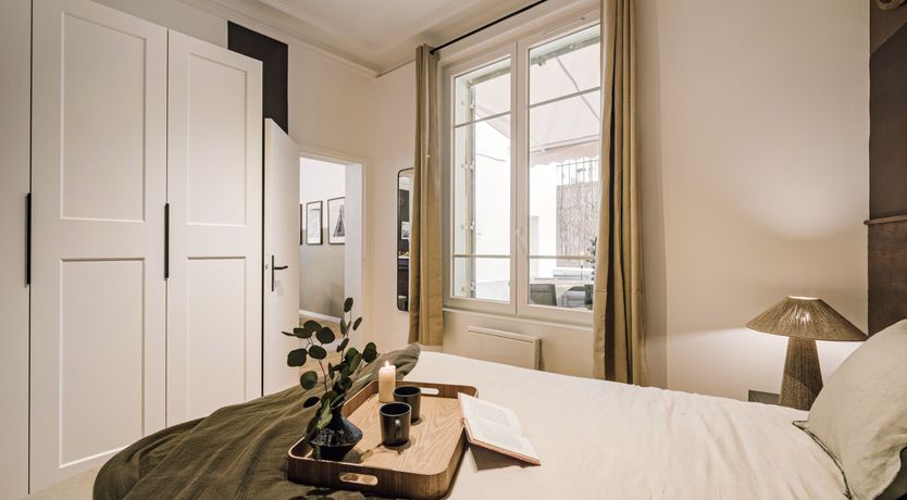 Photo of Parisienne Sojourn