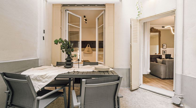 Photo of Parisienne Sojourn