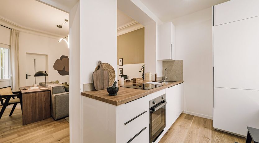 Photo of Parisienne Sojourn