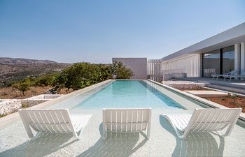 A Song of Crete Holiday Home