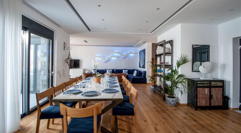 Photo of To The Greek Side