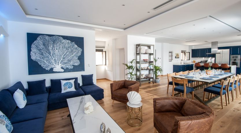 Photo of To The Greek Side