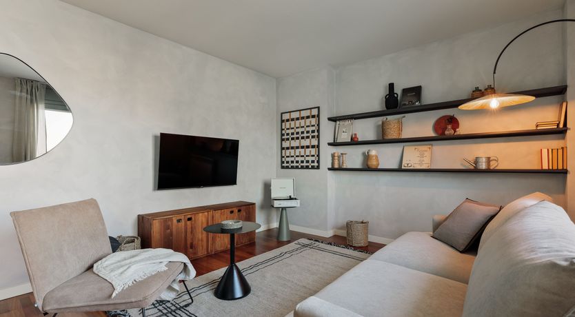 Photo of Catalan Sophistication