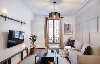 The Parisian Spirit Holiday Home