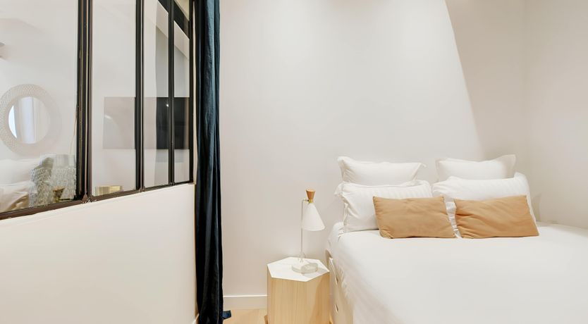 Photo of Modern Parisian