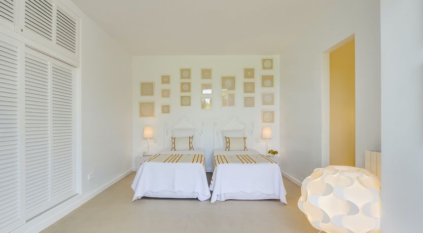 Photo of Peach Perfume