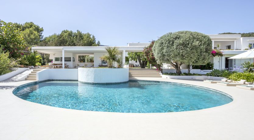 Photo of Peach Perfume