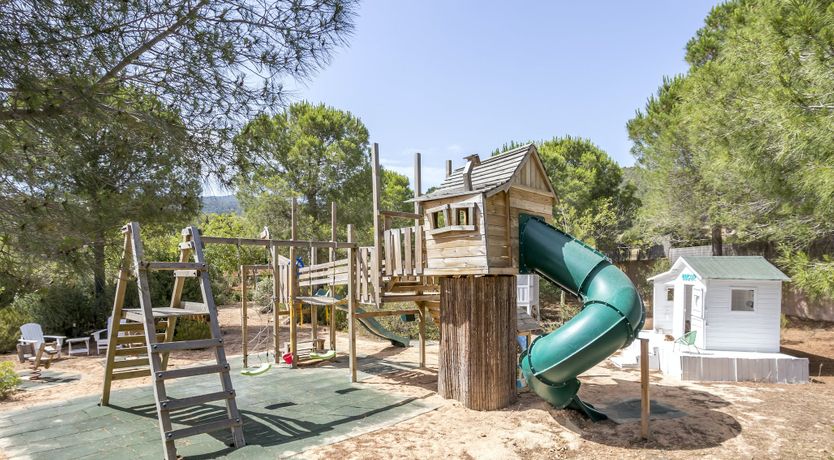 Photo of Peach Perfume