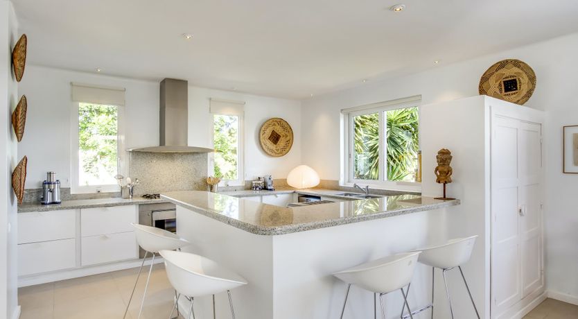 Photo of Peach Perfume