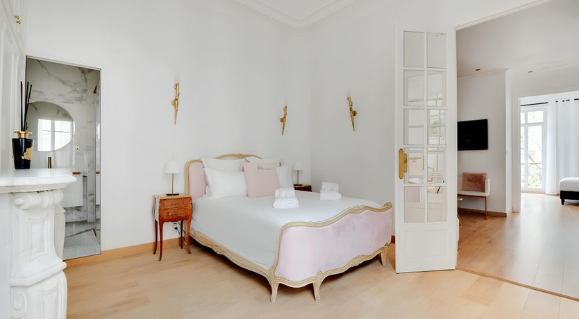 Photo of Baroque Elegance