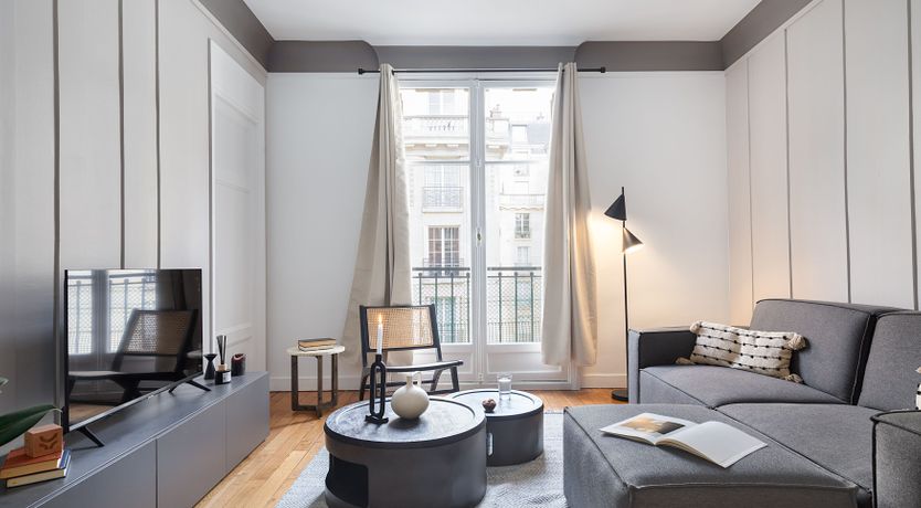 Photo of Pearl & Ivory