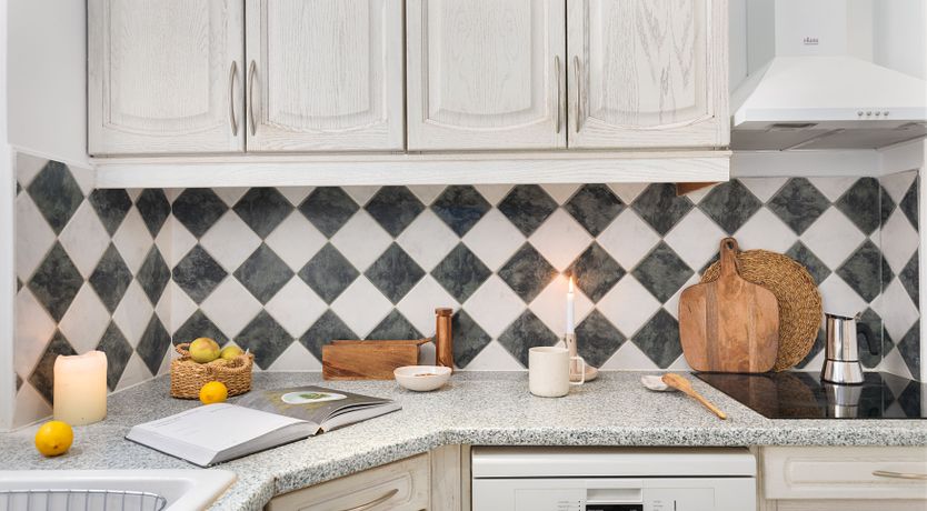 Photo of Pearl & Ivory