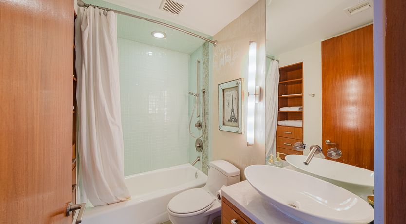 Photo of Laurel Moon