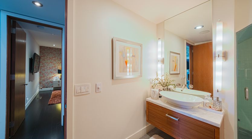 Photo of Laurel Moon