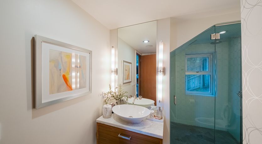 Photo of Laurel Moon