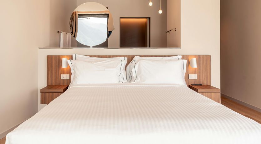 Photo of Ophelia on the Lake