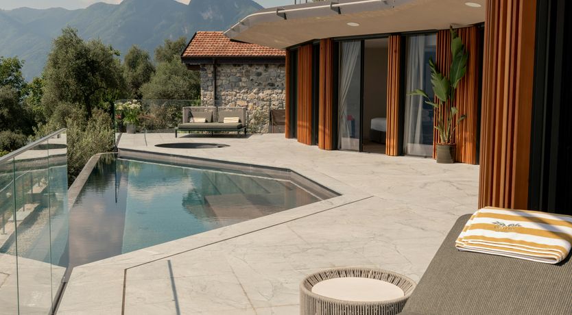 Photo of Ophelia on the Lake