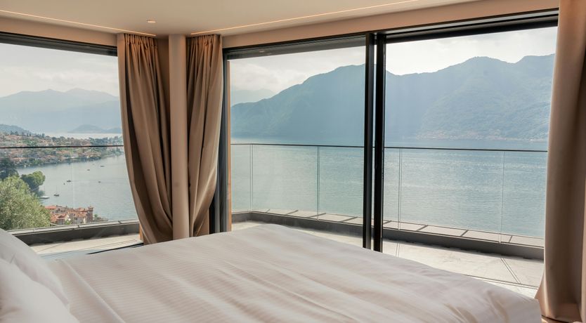 Photo of Ophelia on the Lake