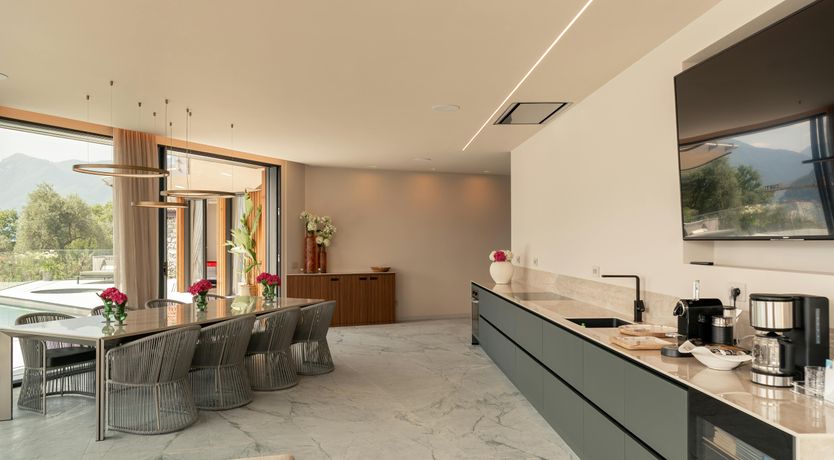 Photo of Ophelia on the Lake