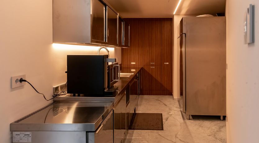 Photo of Ophelia on the Lake