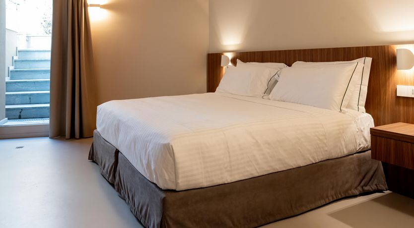 Photo of Ophelia on the Lake