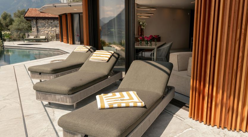 Photo of Ophelia on the Lake