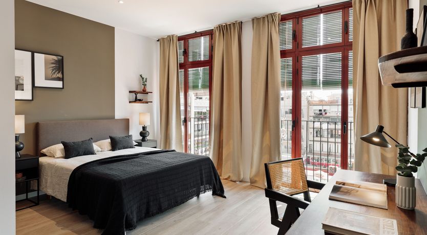 Photo of Barcelonan Breeze