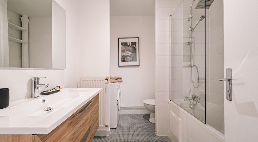 Photo of Silver Gleam