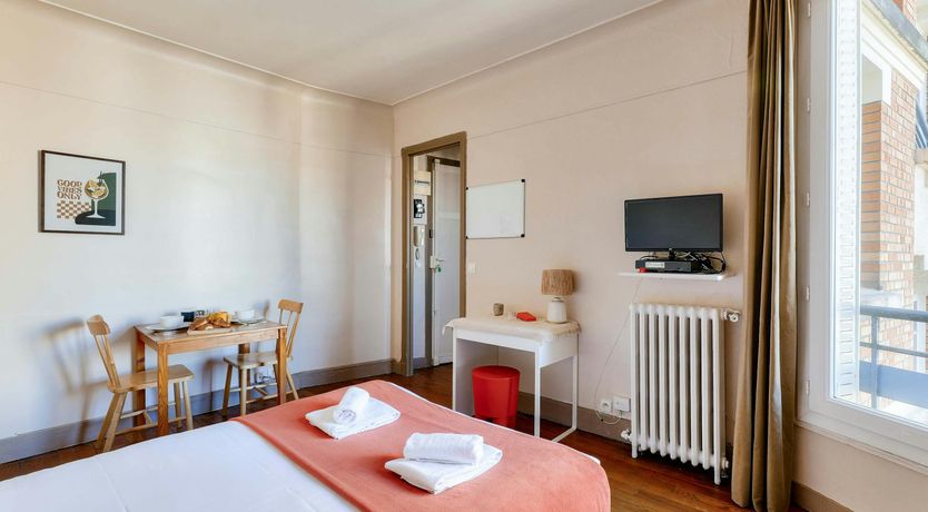 Photo of Pantheon Prize