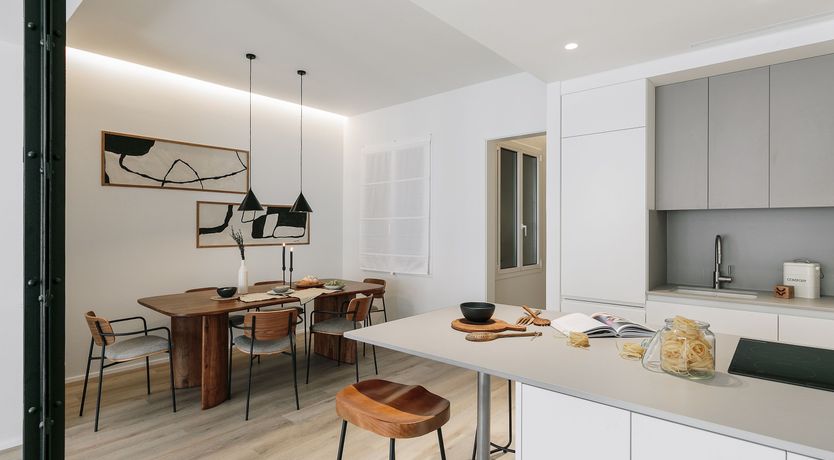 Photo of Spanish Ivory