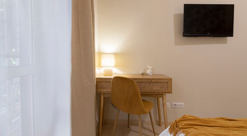 Photo of Splendour in the Suburbs