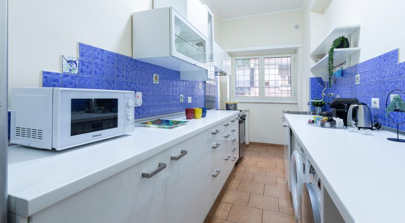 Photo of Splendour in the Suburbs