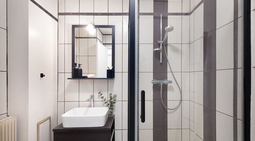 Photo of Charonne Swoon