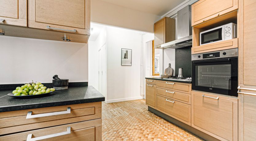 Photo of Parisian Star