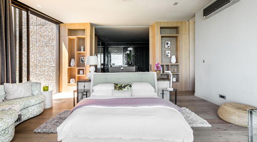 Photo of Granite & Glass