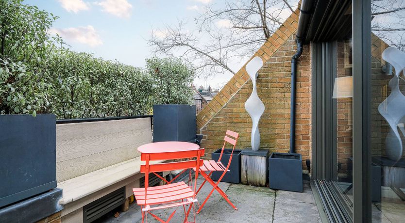 Photo of An Urban Affair