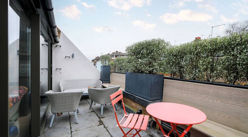 Photo of An Urban Affair