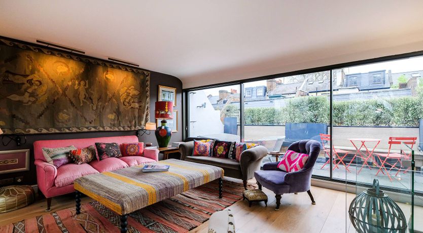 Photo of An Urban Affair