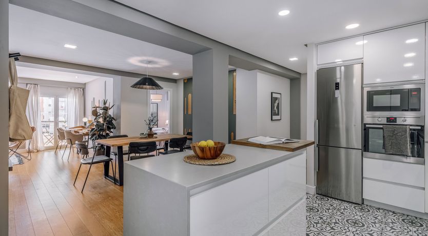 Photo of Bellini & Blue