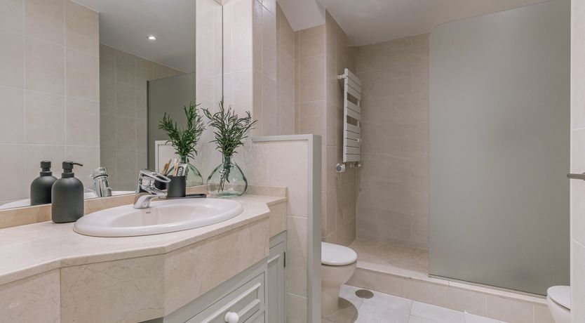 Photo of Bellini & Blue