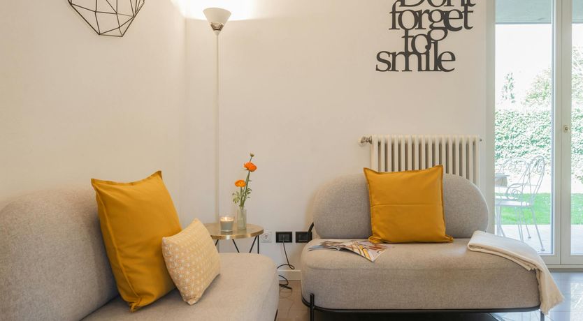 Photo of Lakeside Strolls