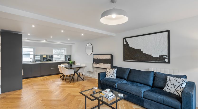 Photo of Metropolitan Midnights