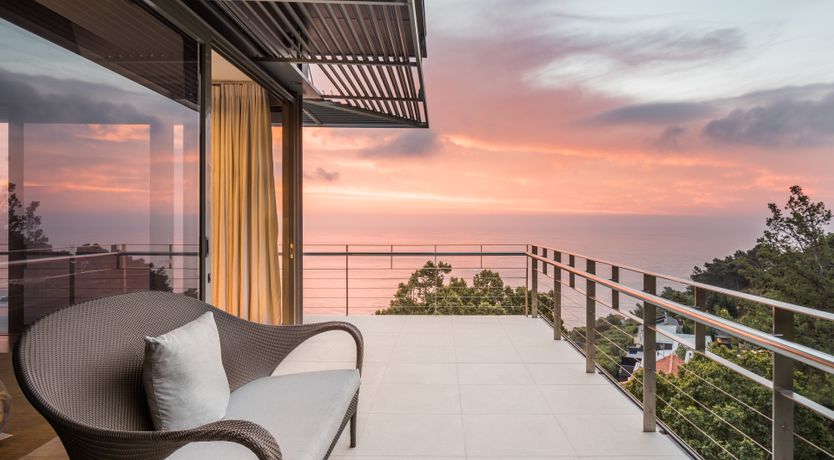 Photo of Strikingly Handsome