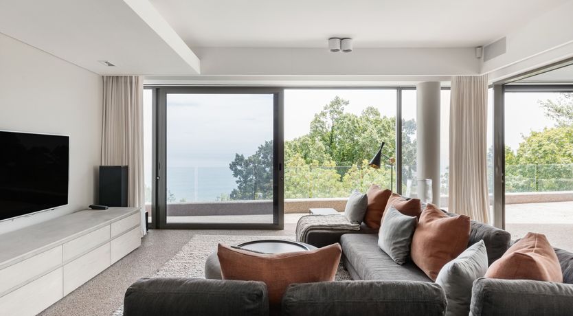 Photo of Strikingly Handsome