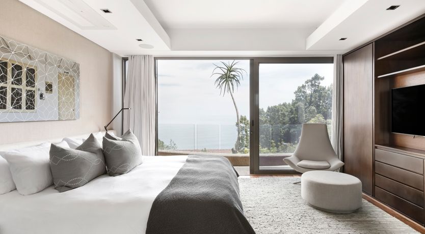 Photo of Strikingly Handsome