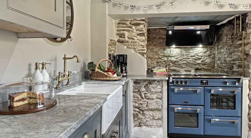 Photo of Hare and Hounds, Exton